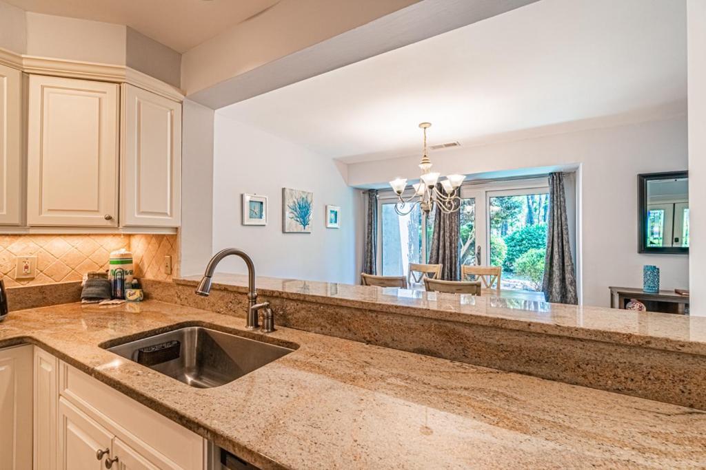 Pet Friendly! 503 Plantation Club Walk To Pool Sleeps 6 Sea Pines Vila Hilton Head Island Exterior foto