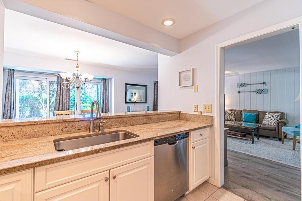 Pet Friendly! 503 Plantation Club Walk To Pool Sleeps 6 Sea Pines Vila Hilton Head Island Exterior foto